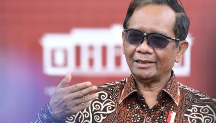 Mahfud Blak-blakan Mau Mundur dari Anak Buah Jokowi