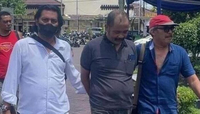 Polisi Tangkap Bapak-bapak Viral yang Ngaku Pengedar Narkoba
