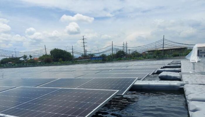 PLN Garap Proyek PLTS Apung Berkapasitas 42 MWp di Batam