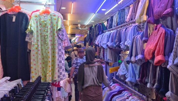 64.583 Link Toko Baju Impor Bekas ‘Digulung’ Kemendag