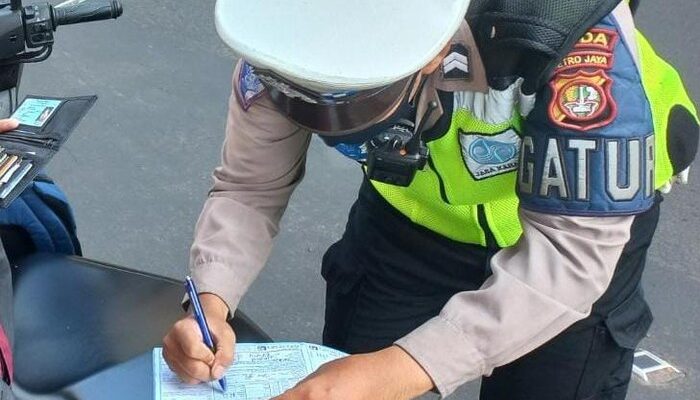Soal Tilang di Tempat, Kapolri Bakal Sanksi Polantas yang Terima Pungli