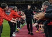 Tiga Dekade Jadi ‘Monster’ Lapangan Hijau, Ibra pun Menangis Pensiun Sebagai Pemain Bola
