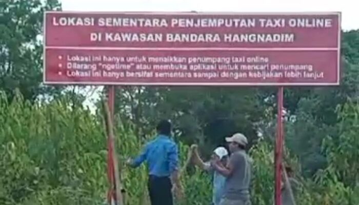 Plang Ini Jadi Biang Kerok Keributan Taksi Online vs Pangkalan Bandara Hang Nadim