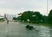 Sekelas Jalan Protokol di Batam kok Berlubang? Terekam Detik-detik Pengendara Jatuh