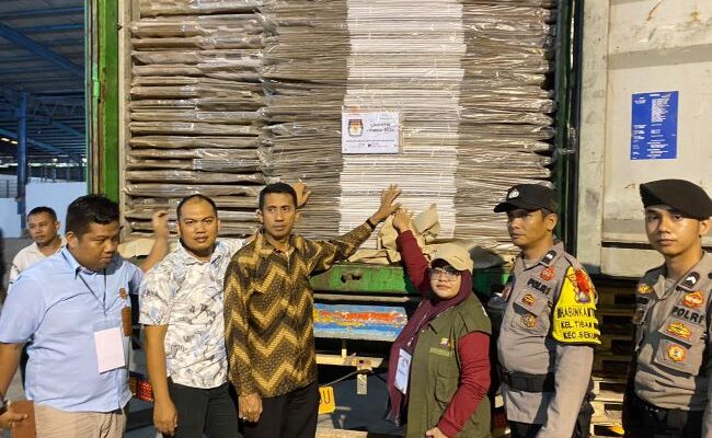 Persiapan Pemilu 2024: KPU Batam Terima Tambahan 7.969 Kotak Suara