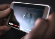 Parah, Kakek Cabul Ajak 7 Bocah Nonton Film Porno di Teras Masjid