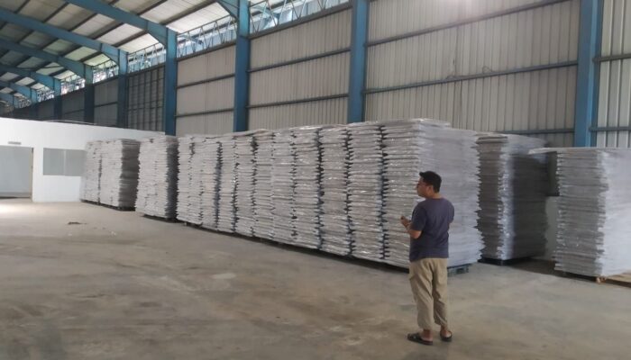 4 Kontainer Logistik Pemilu 2024 Tiba di Batam Jumat Malam