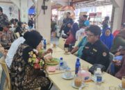 Ke Batam, Mensos Risma Ngopi di Belakangpadang dengan Karang Taruna Bahas Ini