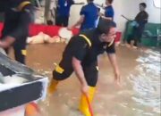 Grand Mall Batam Dikepung Banjir, Petugas Kalang Kabut
