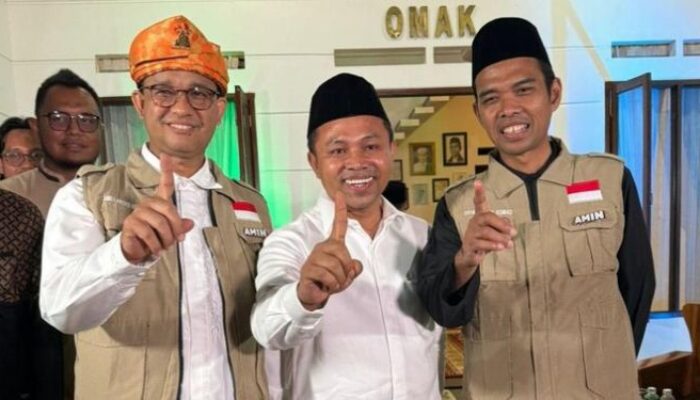 UAS Jatuhkan Pilihan ke Anies-Muhaimin di Pilpres 2024!