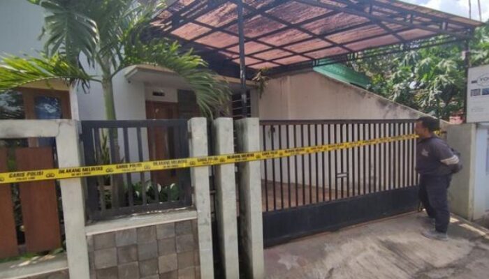 Tragis, Cerita Warga tentang Guru SD yang Bunuh Diri Bareng Istri-Anak