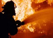 Menantu Bakar Rumah Mertua, 1 Orang Tewas-3 Luka Berat