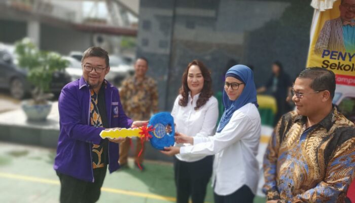 Aspirasi Anggota DPR RI Cen Sui Lan, Kampus STT Real Batam Terima Hibah Bus Kampus