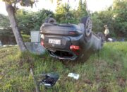 Mobil Nissan Juke Terbalik di Tiban, Sopir Mengaku Pulang Dugem Habis Selamatkan Cewek Ingin Bunuh Diri dekat Pacific