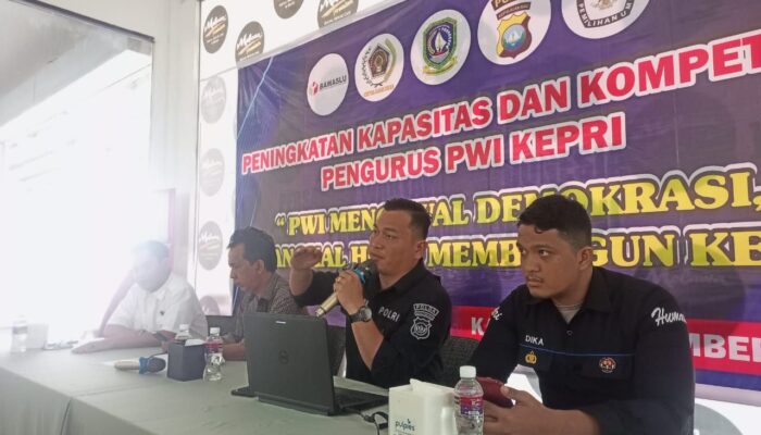 Cegah Berita Hoaks di Tahun Politik, Polda Kepri: Saring Informasi Sebelum Sharing