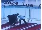Viral, Aksi Bocah Tak Senonoh Ganggu Jemaah Wanita Salat Dhuha di Masjid Agung