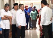 Rahmah Meninggal Dunia, Mantan Wali Kota Batam Raja Abdul Aziz Berduka