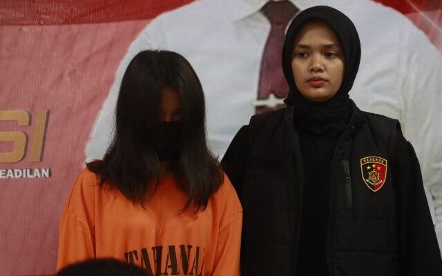 9 Fakta Kasus Perundungan Viral oleh Remaja Perempuan di Batam