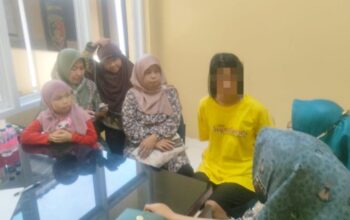 Geramnya LY suami nikah lagi. Kemaluan suami dipotong pakai pisau cutter sampai putus