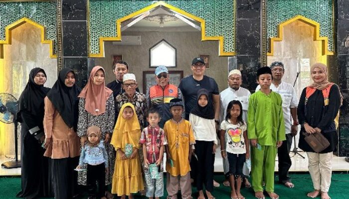 Komunitas Sepeda Lipat Batam Berbagi ke Pulau Bulang