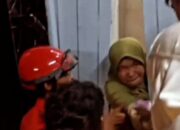Emak-emak Lemas Terjebak Satu Jam dalam Lift di Batam