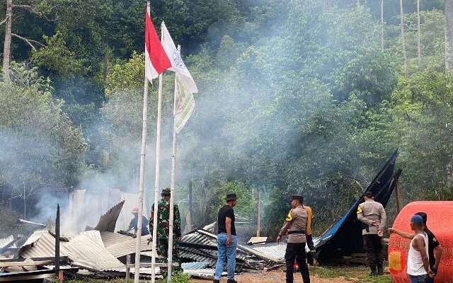 Bangunan Milik Kontraktor Jalan di Anambas Ludes Terbakar