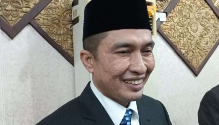 Dukung Jadi Wali Kota Padang, Ketua PKL Pasar Raya Yakin Ekos Albar Bisa Benahi Penataan Pasar