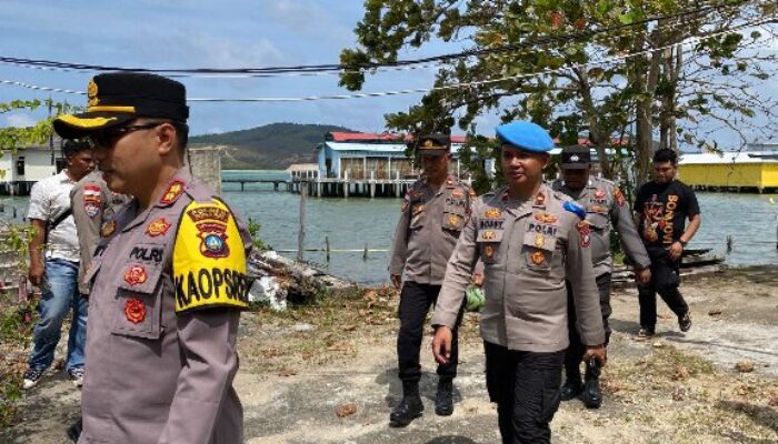 Kunker ke Polsek Tambelan, Kapolres Bintan Minta Anggota Bersyukur Dimanapun Bertugas