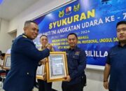 Ketua PWI Kepri Terima Penghargaan dari Komandan Lanud RHF Tanjungpinang