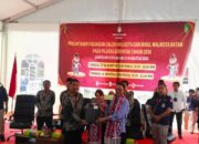 Atmosfer Prabowo – Gibran Terasa saat Amsakar Achmad – Li Claudia Chandra Daftar ke KPU Batam