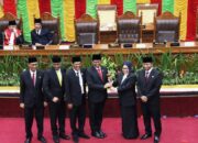 Asnawati Atiq Pimpin Paripurna Pertama DPRD Batam 2024-2029 Sebagai Ketua