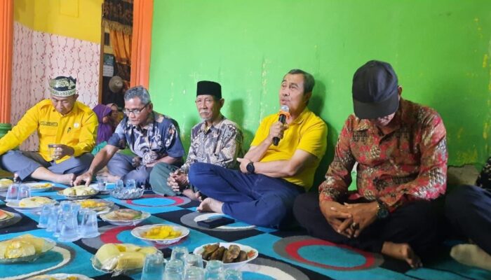 Bertemu dengan Syamsuar, Warga Siak: Kepemimpinan Bapak Sudah Terbukti dan Kami Rasakan..