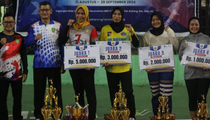 Srikandi PGRI Batam Juara Volly Karang Taruna Cup III 2024