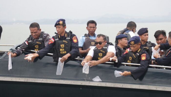 Terungkap Asal Benih Lobster Senilai Rp 23,6 M yang Diselundupkan ‘Kapal Hantu’ dari Kepri ke Luar Negeri