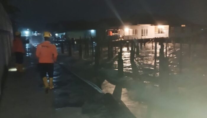 Mengawal Gelombang Pasang: Basarnas Natuna Tingkatkan Kesiapsiagaan di Pesisir Jemengan
