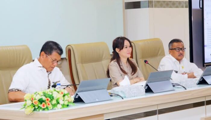 Pekan Depan Wajib Dijalankan! Li Claudia Perintahkan Camat Kumpulkan KK Warga Batam