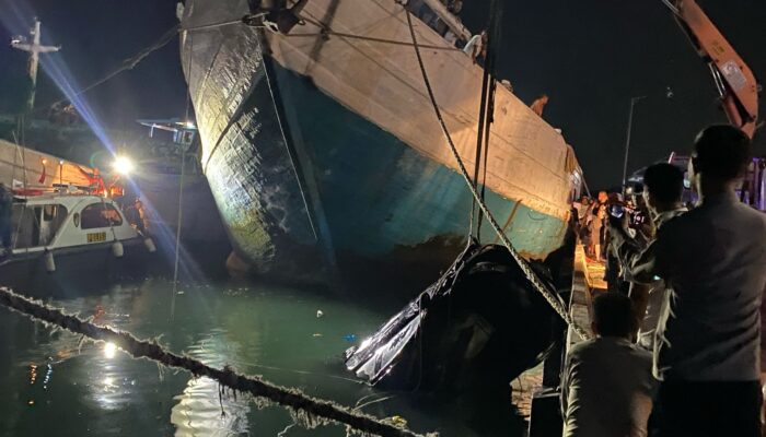 5 Fakta Tragis Insiden Mobil Terjun ke Laut di Pelantar II Tanjungpinang