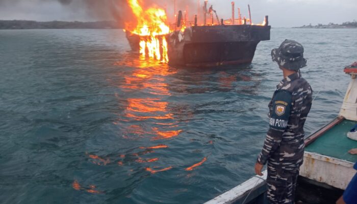 Penyebab Kebakaran KM Lyyra di Subi: Mesin Overheat, Solar Tersambar Api