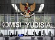 Hakim PA Batam Ditusuk! KY Desak Polisi Bertindak Cepat