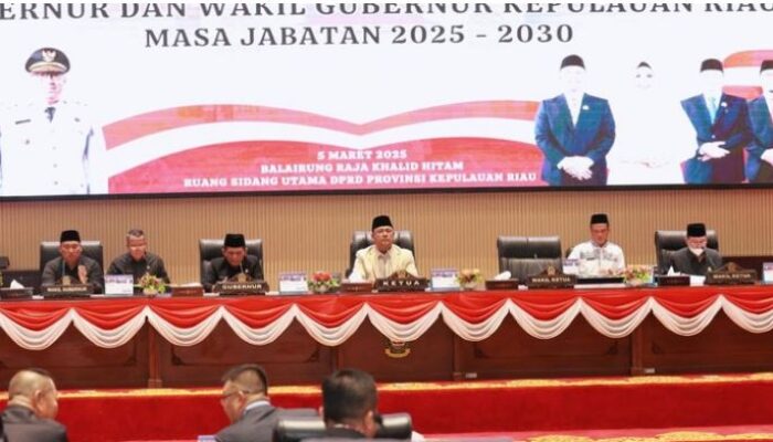 DPRD Kepri Sewa Kursi dan Tenda Rp 6 Miliar: Anggaran Jumbo untuk Peralatan Seremonial