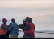 Viral! Video Pemukulan Terhadap Warga oleh Oknum Diduga Perwakilan PT Hermina Jaya di Singkep Barat Lingga