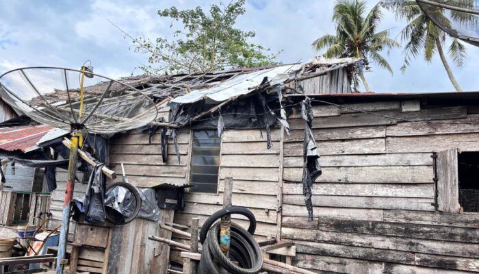 Joni dan Rumah Reyot yang Tak Pernah Diusulkan: Potret Sunyi dari Marok Tua Lingga