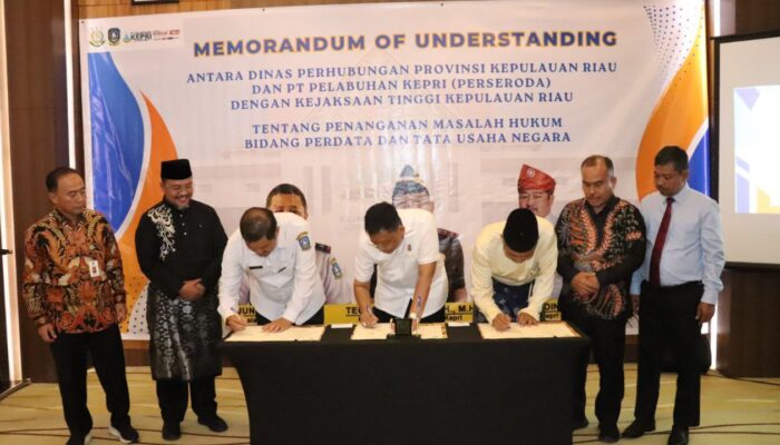 Kejati Kepri, Dishub, dan PT Pelabuhan Kepri Teken MoU Perkuat Tata Kelola Maritim Transparan