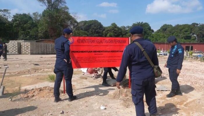 KKP Segel Reklamasi Ilegal di Dua Pulau Kecil Batam, Anak Usaha PT DCK Diduga Langgar Aturan