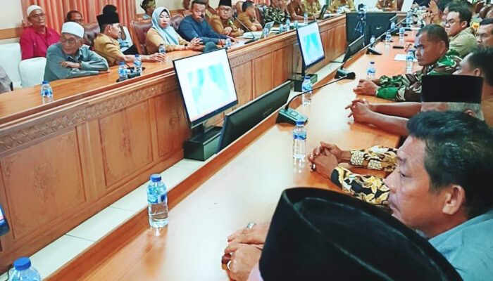 Polemik Tapal Batas Teluk Buton vs Pengadah Memanas, Aktivitas Tambang Pasir Kuarsa Jadi Pemicu