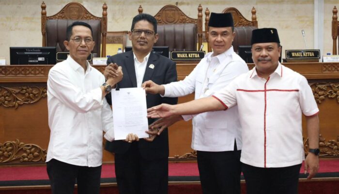 Tak Perlu Lagi Surat RT/RW! Ini Isi Ranperda Adminduk Batam yang Baru