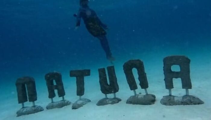 Tugu “Natuna” Muncul di Dasar Laut Pulau Terluar, Siapa di Baliknya?