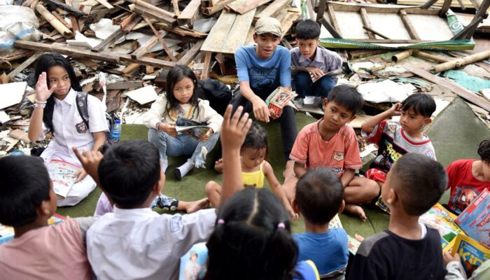Rayakan Sumpah Pemuda, Biruni Foundation Ajak Anak Ciliwung Bermimpi dan Peduli Sesama