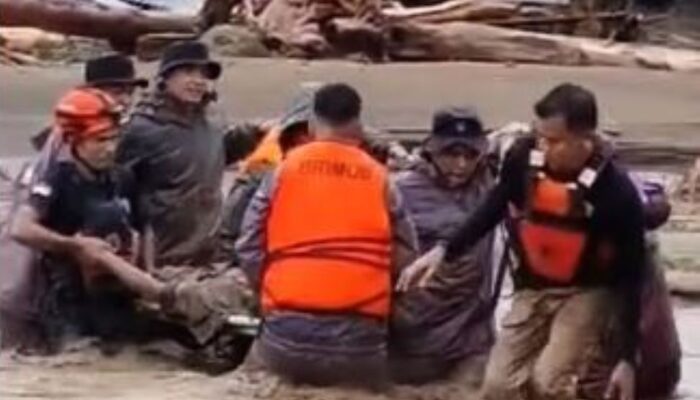Galodo Menggila di Sumbar: 9 Tewas, Beberapa Warga Masih Hilang