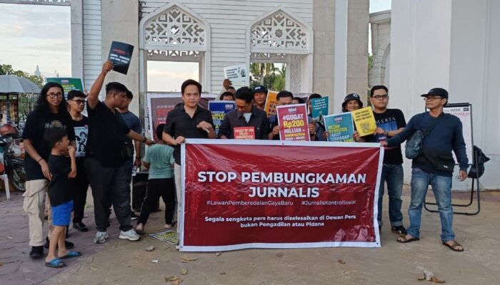 Jurnalis Batam Turun ke Jalan, Lawan Gugatan Rp200 Miliar Mentan terhadap Tempo, Tolak Pembungkaman Pers